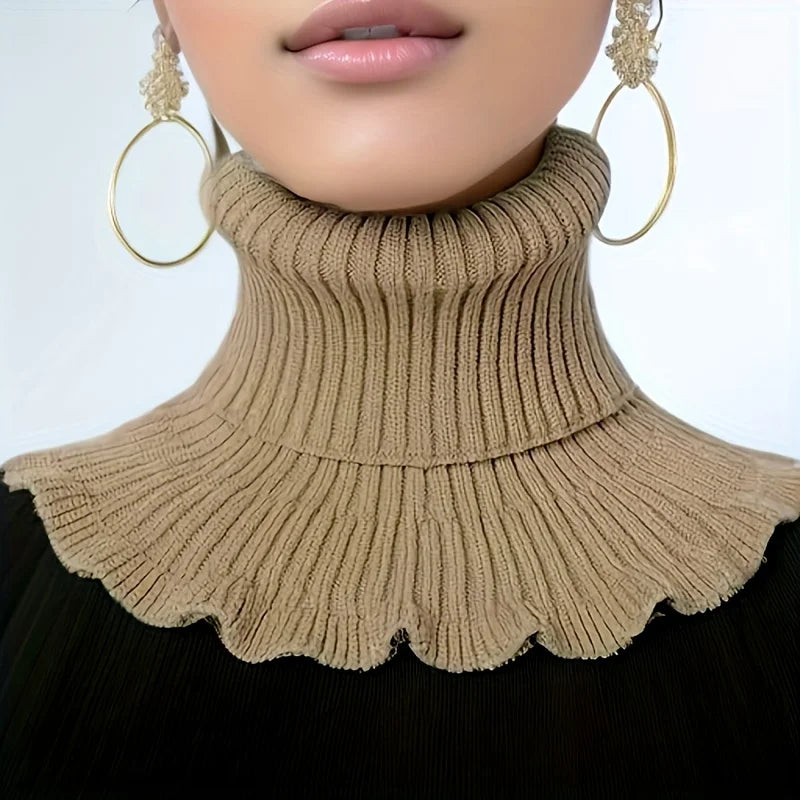 LAVERINE | Ruffled Knitted Neck Warmer
