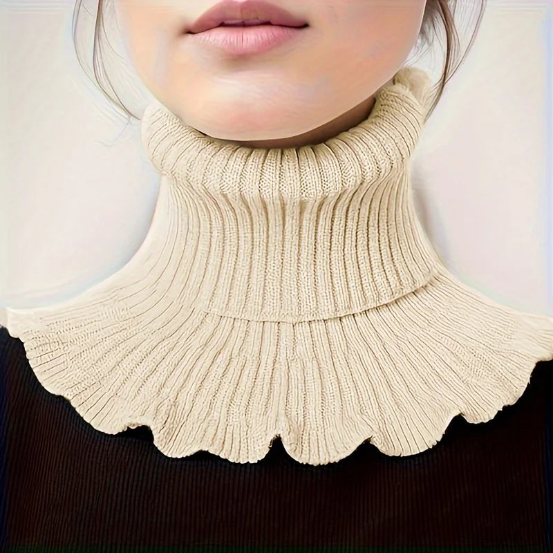 LAVERINE | Ruffled Knitted Neck Warmer