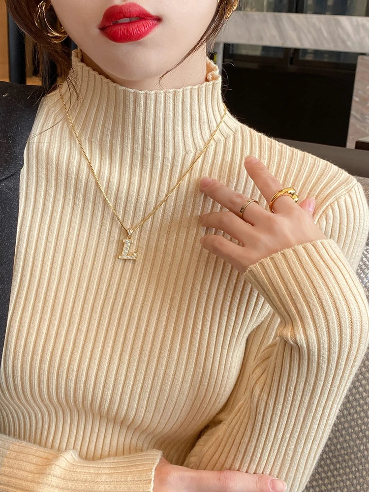 LAVERINE | Elegant Slim-Fit Turtleneck Sweater