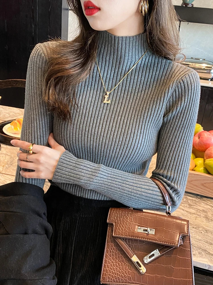 LAVERINE | Elegant Slim-Fit Turtleneck Sweater